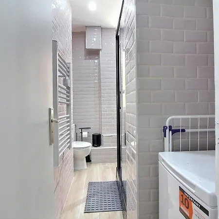 Chic & Comfort Suresnes-paris Apartment *